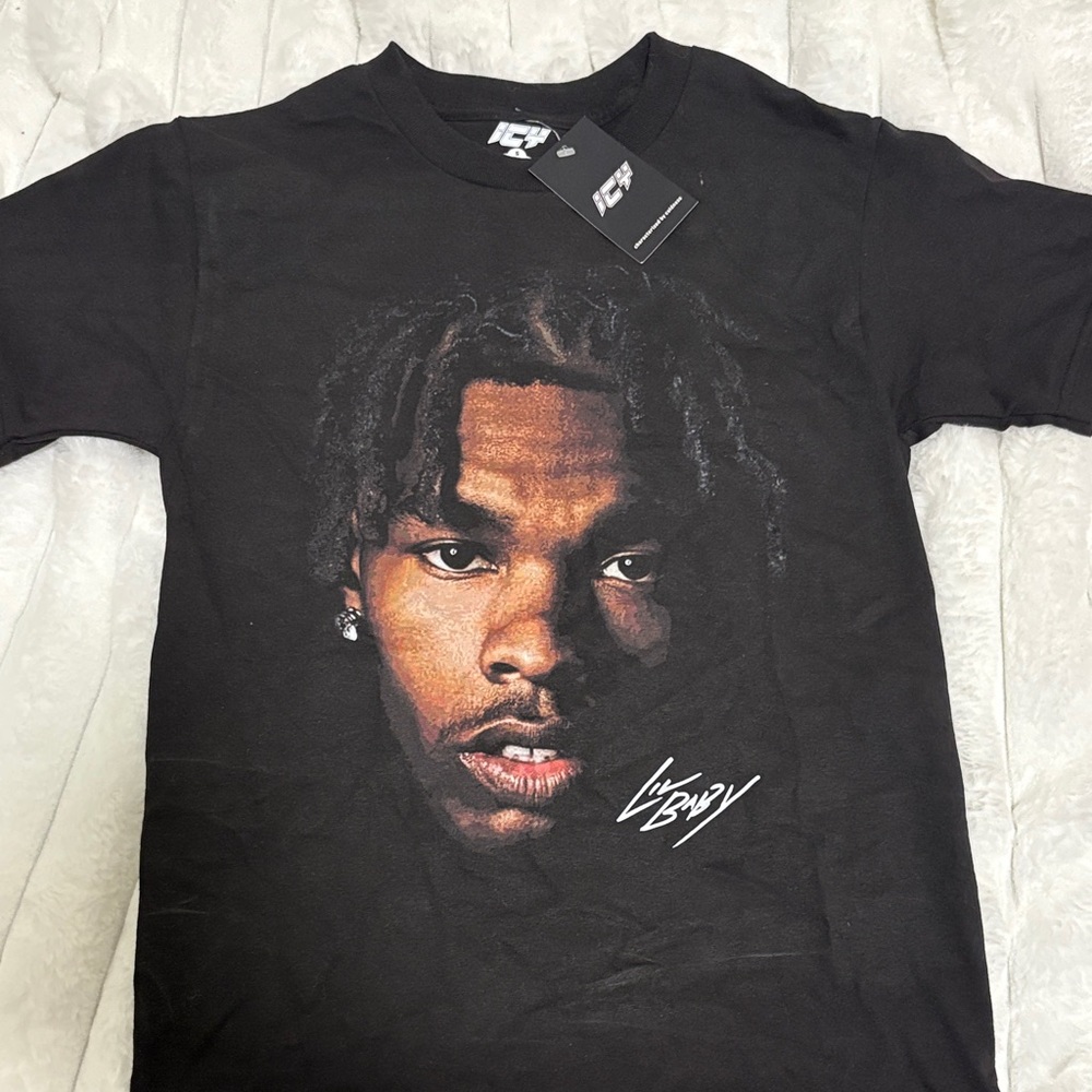 Black Graphic T-Shirt trendy